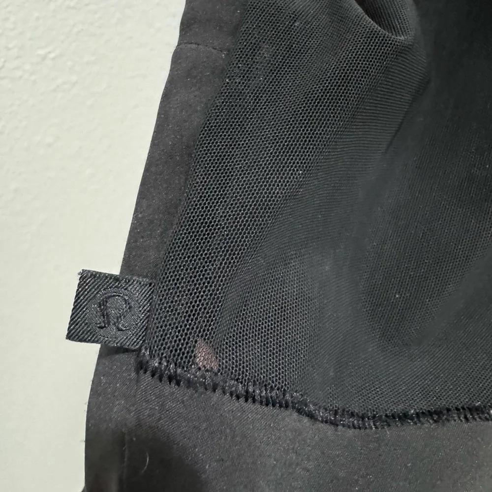 Lululemon jacket - Picture 4 of 5